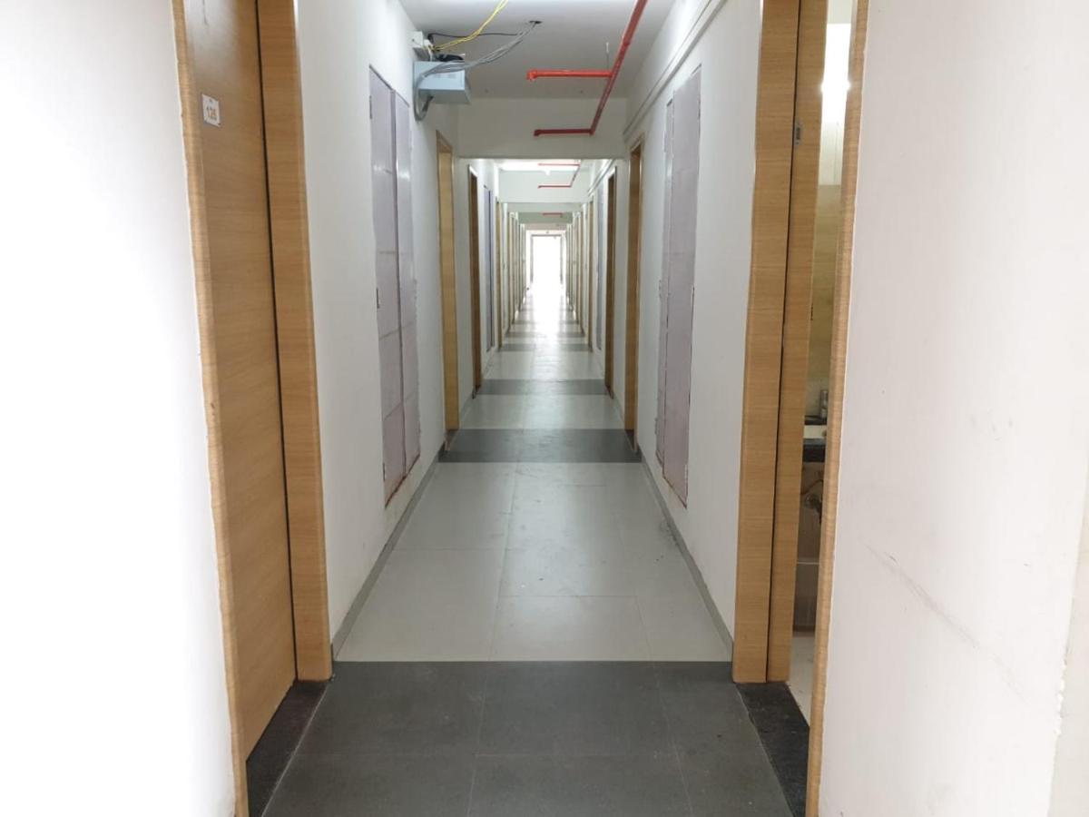 Youthville Boys Hostel Púna Kültér fotó